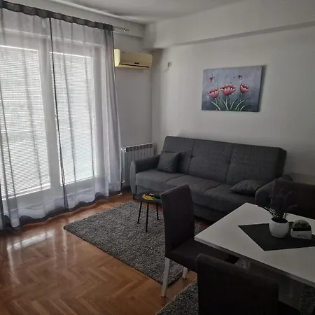 Stan Na Dan 022 Inđija